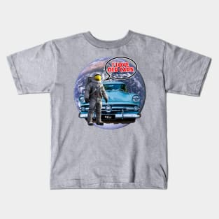 Astronauts Love Old Cars Kids T-Shirt